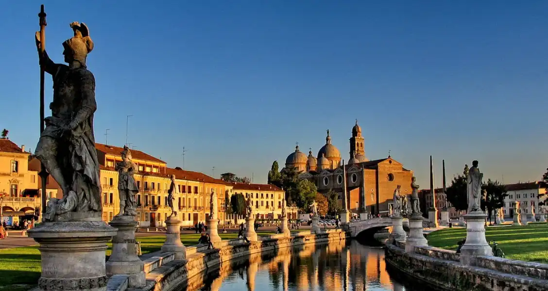 Prato tourism
