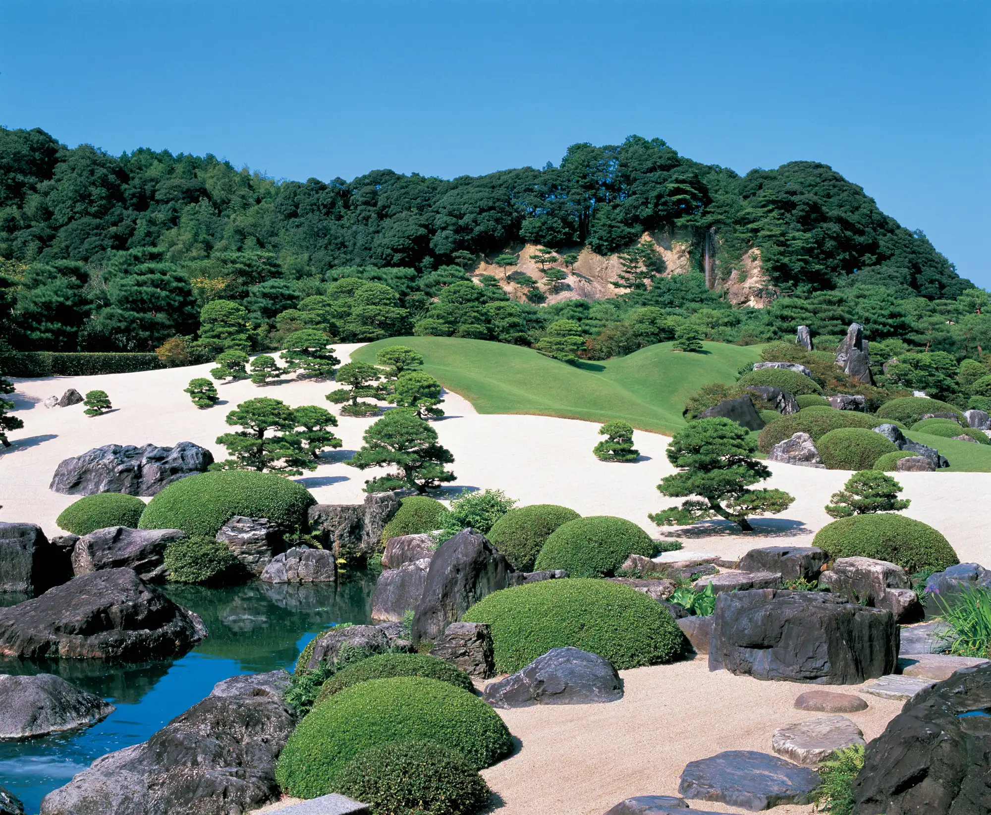 Adachi tourism