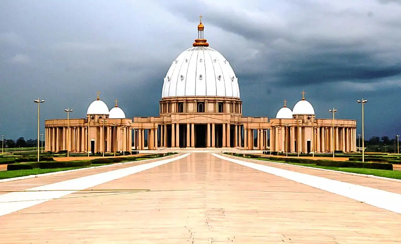 Yamoussoukro tourism