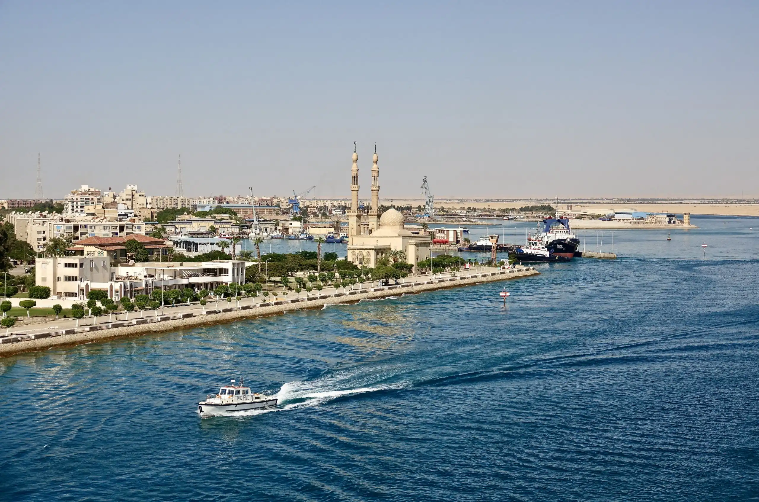 Suez tourism