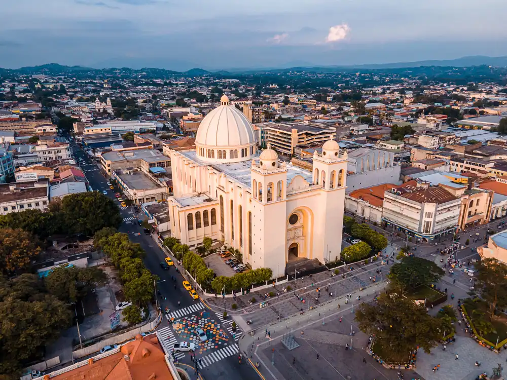 San Salvador tourism