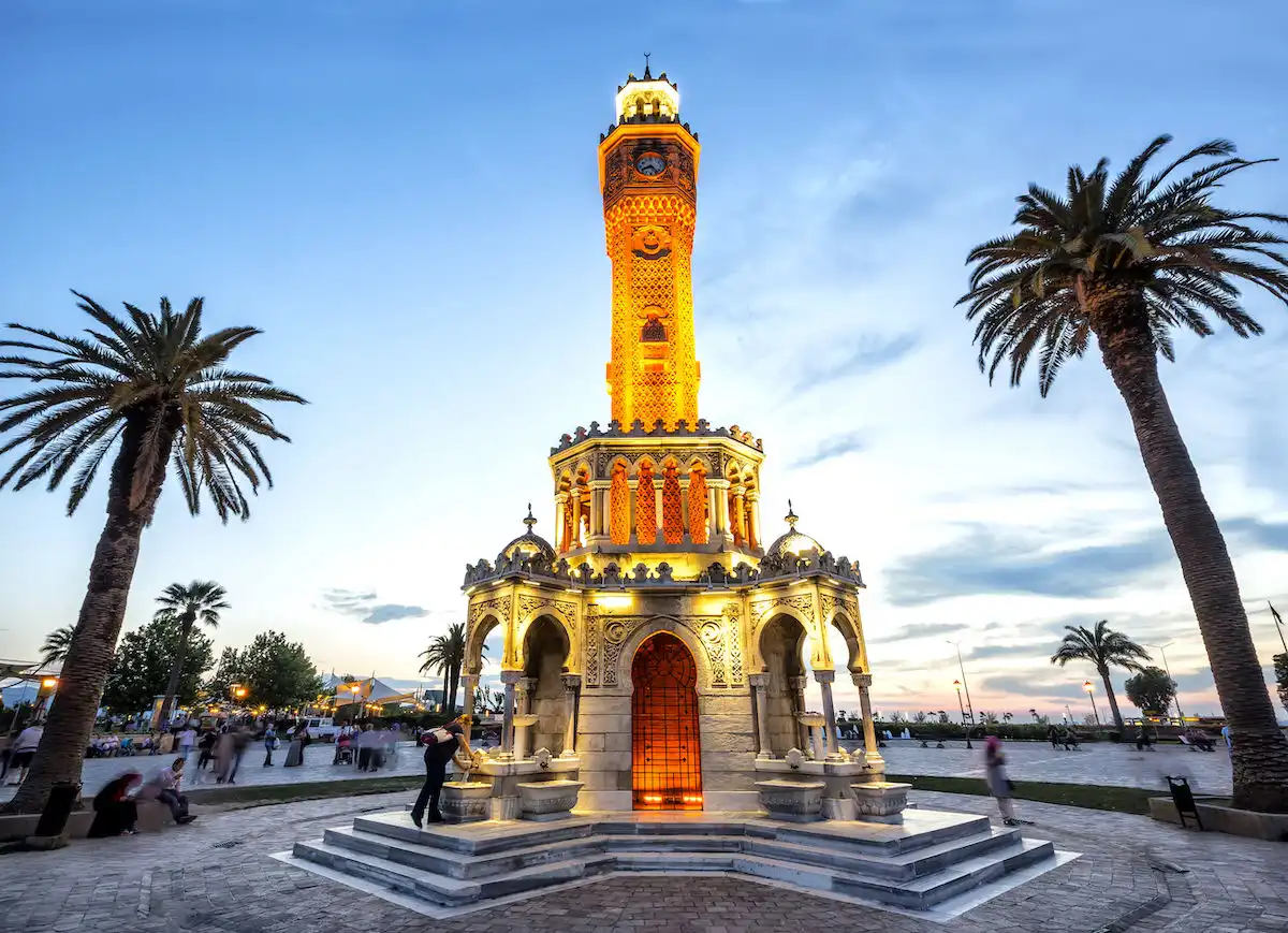 İzmir tourism