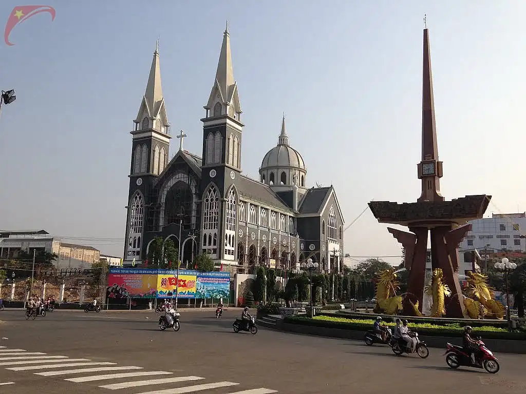 Thủ Dầu Một tourism